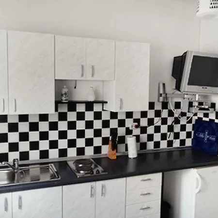 2812b Apartment *