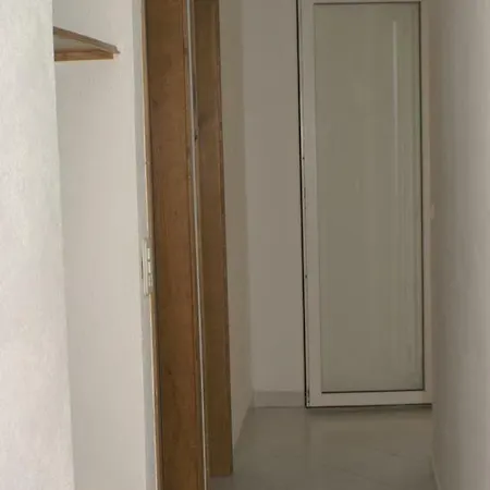 Apartment 2812b